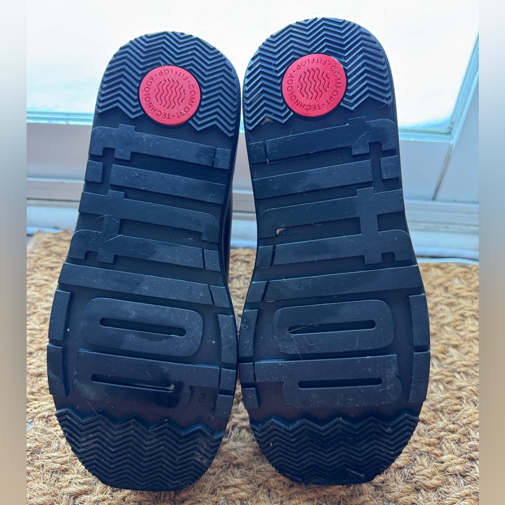 Fitflop Skandi winter boots - size US 7 - Picture 6 of 7